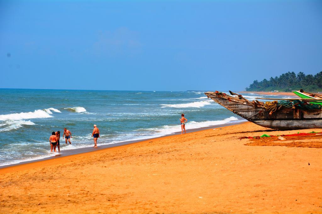 River View Banquet & Resort Wadduwa Exterior foto